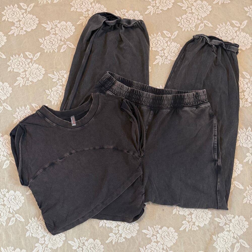 Free People FP Movement Washed Black Set